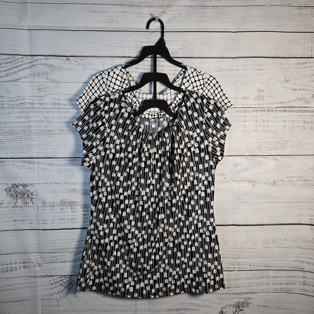 2‎ Worthington Black and White Geometric Blouse's Like New Size Petite Medium